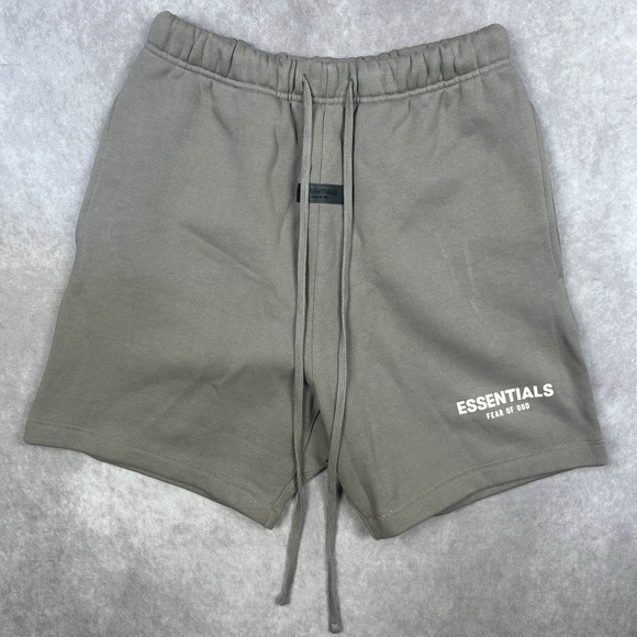 Fear of God Essentials Shorts Men's XS Beige SweatShorts Drawstring Fleece - Picture 1 of 6